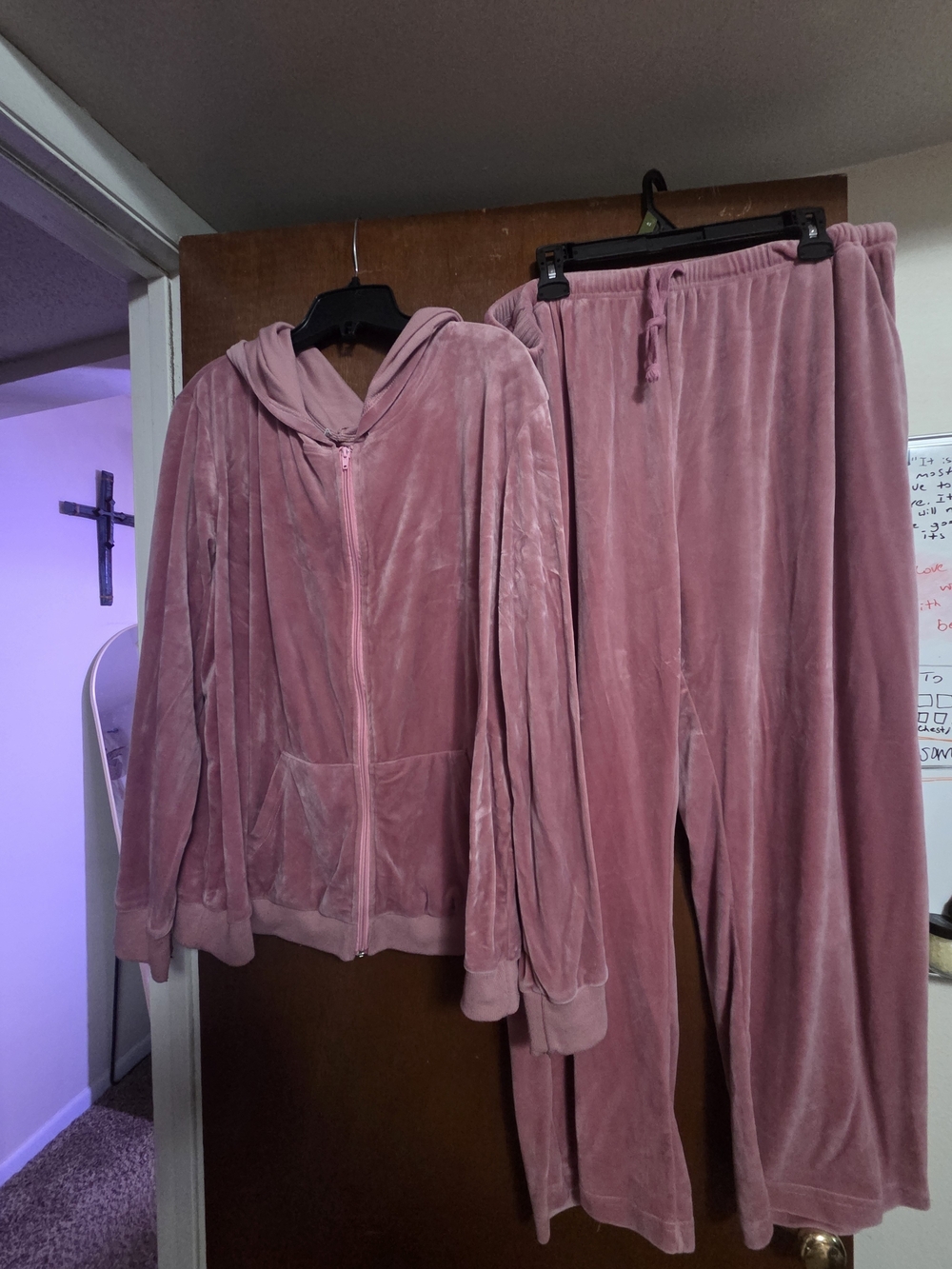 In'VOLAND Women's Pink Velour Tracksuit 2pc Hooded Zip Jacket & Pants 20W